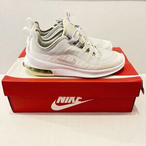 Nike Air Max Axis with Box